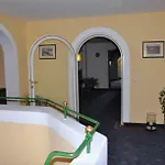 Garni Wenglhof Hotell 3*